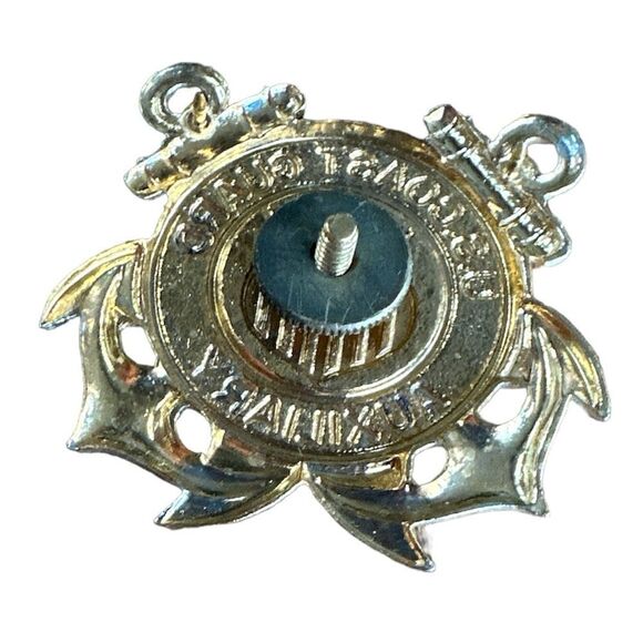 Vintage US Coast Guard Auxiliary Pin Military Collectible - Picture 2 of 6